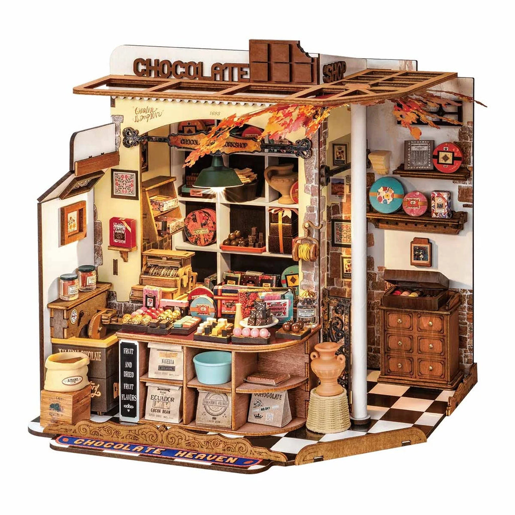 ROBOTIME DIY MINI HOUSE HENRYS CHOCOLATE